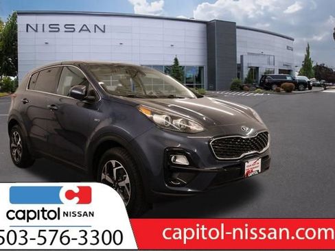 Used 2022 Kia Sportage LX AWD/4WD image 1