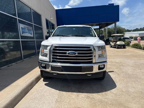Used 2017 Ford F150 XLT w/ Equipment Group 302A Luxury AWD/4WD image 3