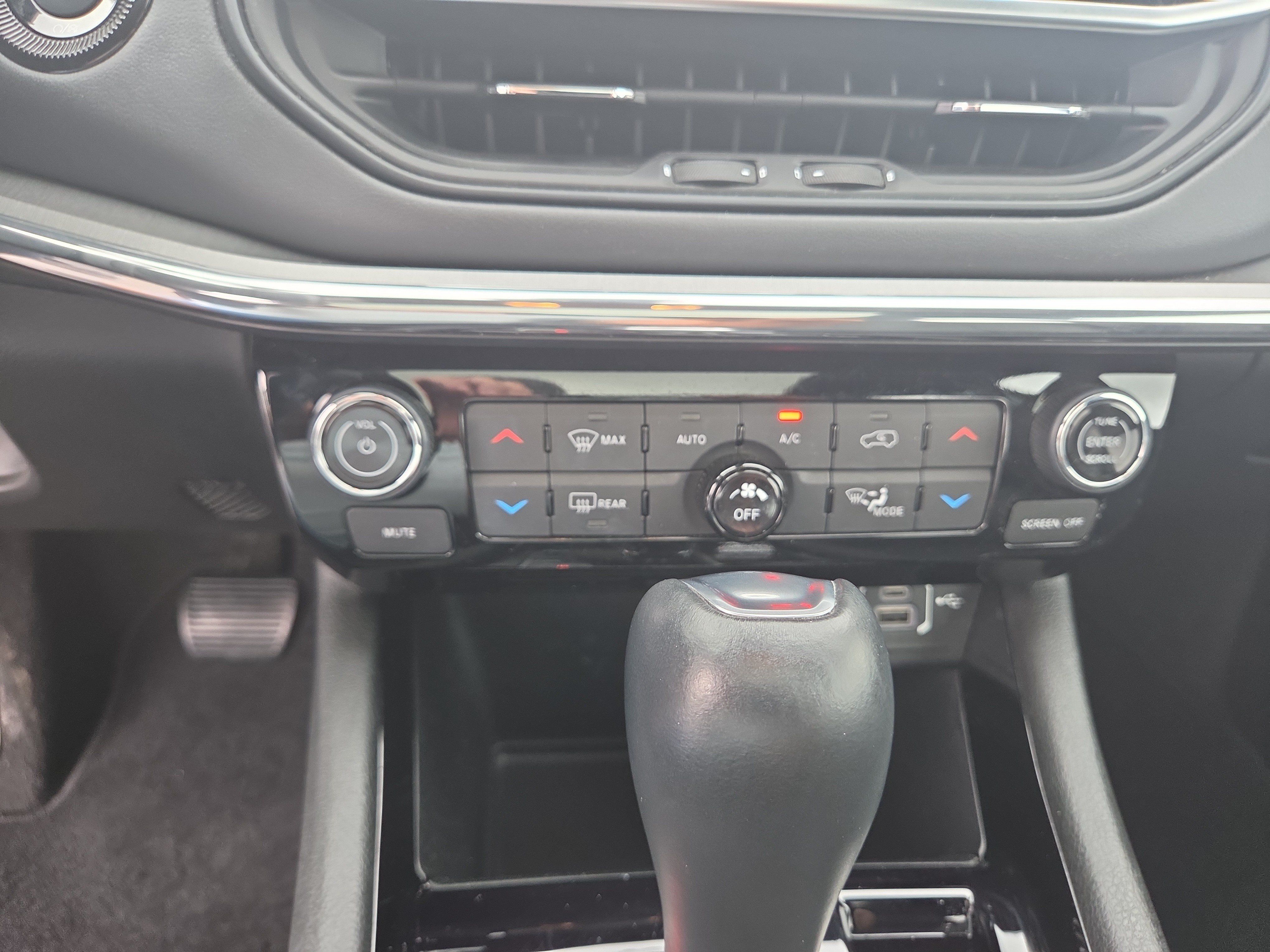 Certified 2022 Jeep Compass High Altitude AWD/4WD image 7