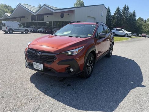 Used 2024 Subaru Crosstrek 2.0i Premium AWD/4WD image 1