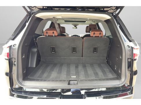 Used 2018 Chevrolet Traverse High Country AWD/4WD image 27