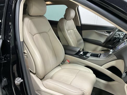 Used 2020 Lincoln Nautilus Reserve w/ Equipment Group 202A AWD/4WD image 9