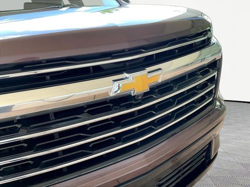 Used 2025 Chevrolet Traverse High Country FWD image 31