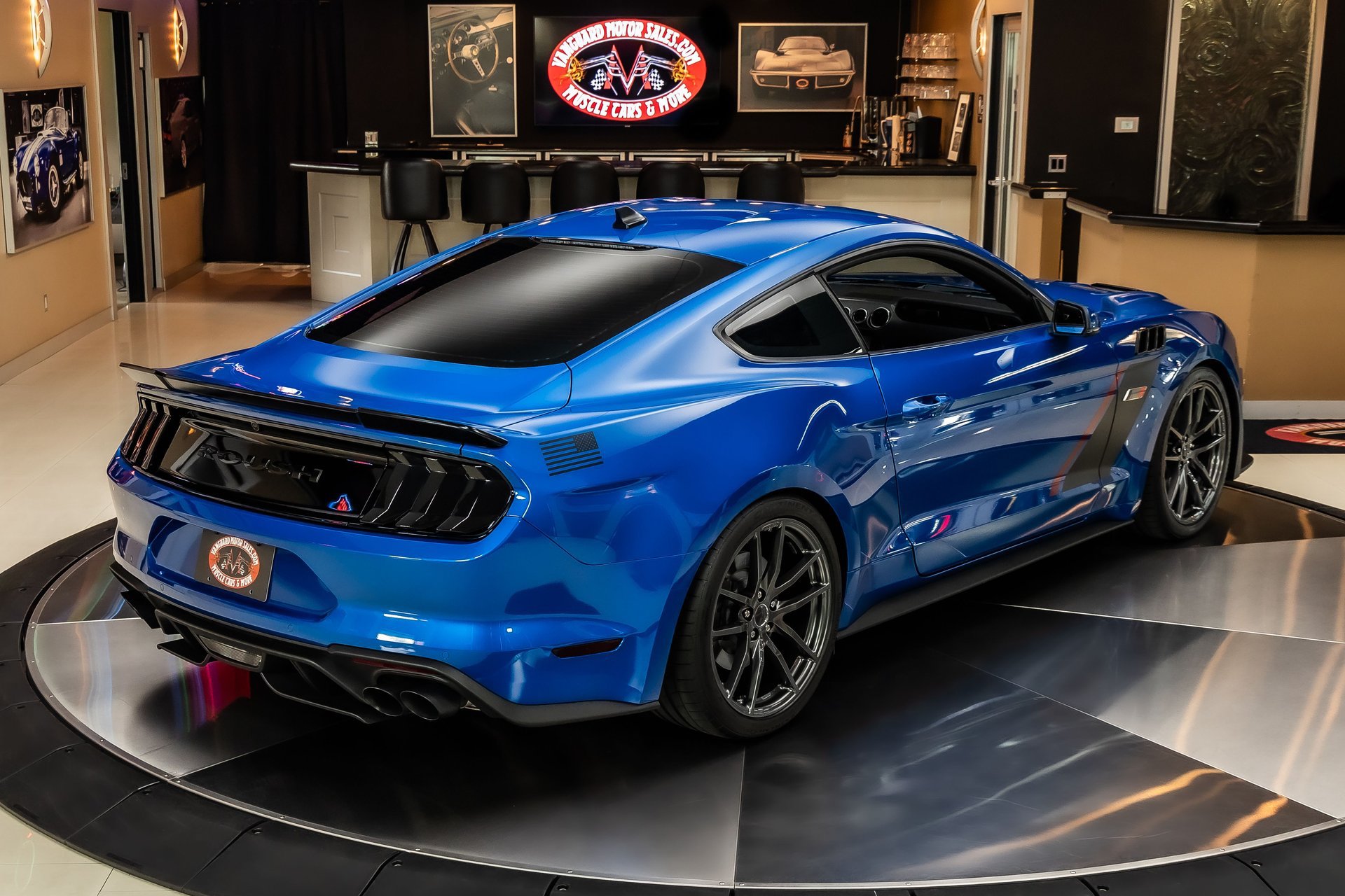 Used 2021 Ford Mustang GT Premium w/ GT Performance Package RWD image 13