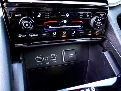 New 2025 Jeep Grand Cherokee L Limited image 14