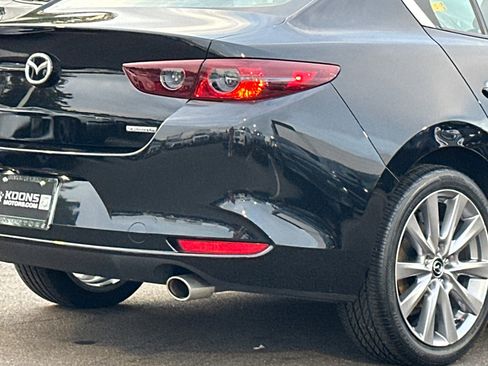 Used 2021 MAZDA MAZDA3 s image 6