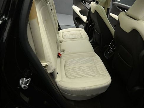 Certified 2022 Lincoln Nautilus Black Label w/ Class II Trailer Tow Package image 25