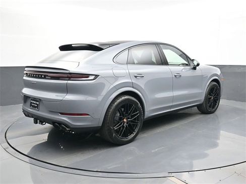 New 2026 Porsche Cayenne E-Hybrid Coupe image 23