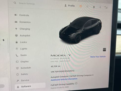Used 2023 Tesla Model Y Long Range AWD/4WD image 9