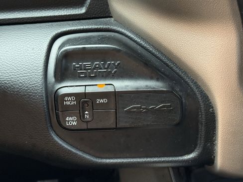 Used 2019 RAM 3500 Laramie image 23