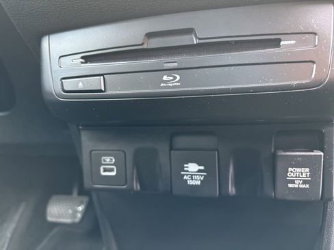 Used 2021 Honda Odyssey Touring image 20