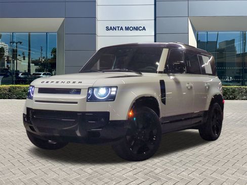 New 2026 Land Rover Defender 110 X-Dynamic SE image 1