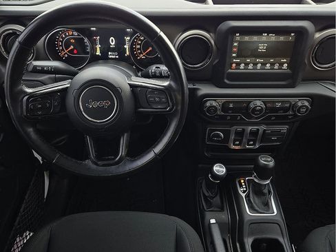 Used 2021 Jeep Wrangler Sport S image 10