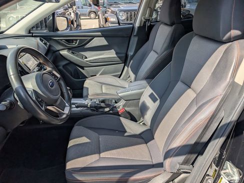 Used 2023 Subaru Crosstrek 2.0i Premium image 10