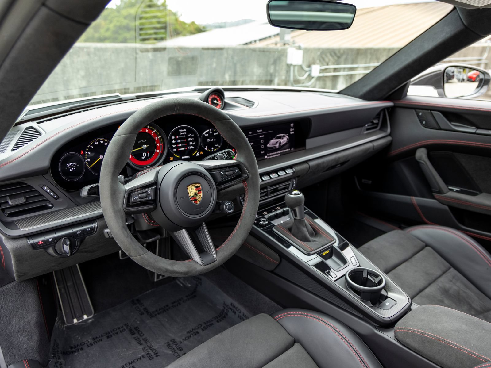 Certified 2022 Porsche 911 GT3 RWD image 4
