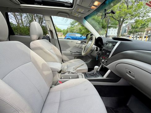 Used 2012 Subaru Forester 2.5X Premium w/ All-Weather Pkg AWD/4WD image 14
