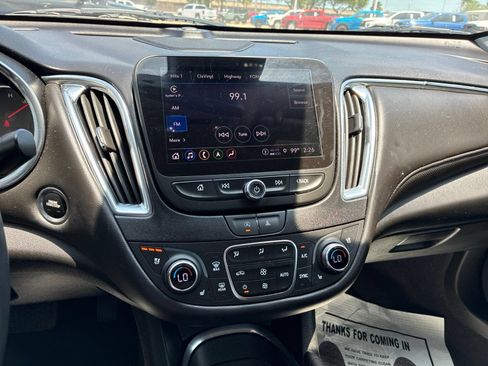 Used 2023 Chevrolet Malibu LT FWD image 14