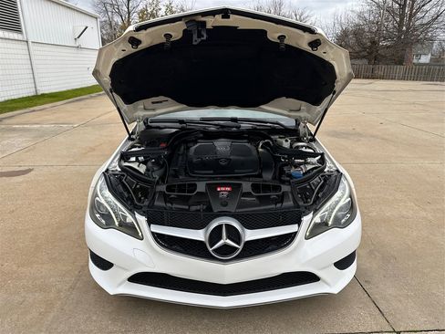Used 2014 Mercedes-Benz E 350 4MATIC Coupe image 11