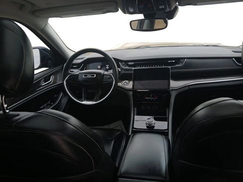 Used 2023 Jeep Grand Cherokee Limited w/ Trailer Tow Prep Group (B) image 18