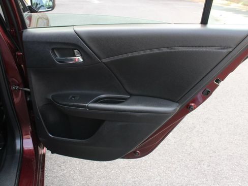 Used 2013 Honda Accord Sport image 24