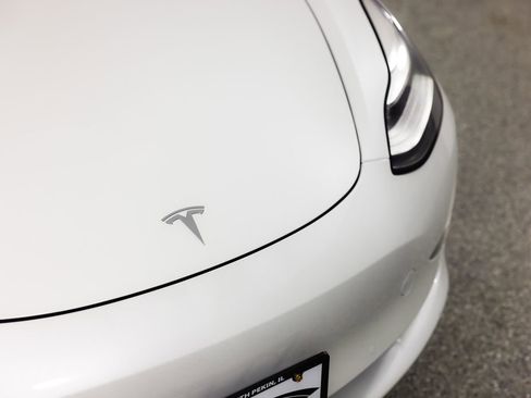 Used 2020 Tesla Model 3 Long Range image 4