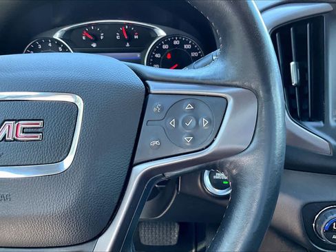 Used 2022 GMC Terrain AT4 image 24