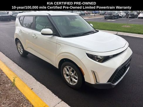 Certified 2025 Kia Soul LX w/ LX Technology Package FWD image 7