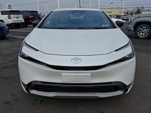 New 2026 Toyota Prius XLE image 2
