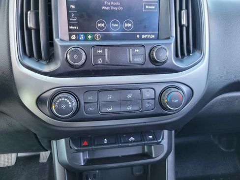 Used 2021 Chevrolet Colorado LT RWD image 19