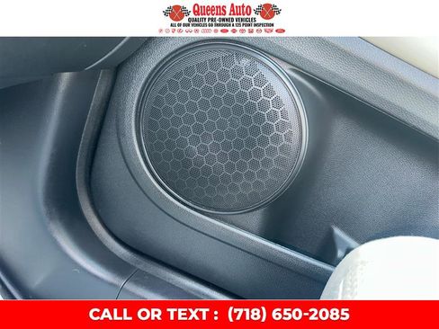 Used 2019 Honda HR-V LX image 36