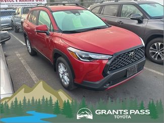 Certified 2023 Toyota Corolla Cross LE video 1