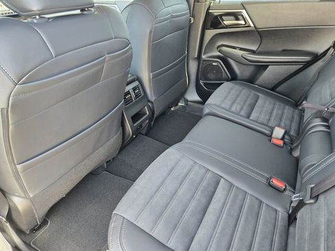 New 2026 Mitsubishi Outlander SE AWD/4WD image 21