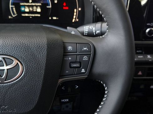 Certified 2026 Toyota Camry SE w/ Convenience Package FWD image 19
