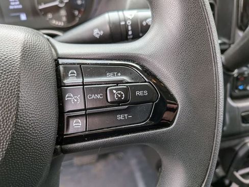 Used 2025 RAM ProMaster 2500 w/ Convenience Group FWD image 18