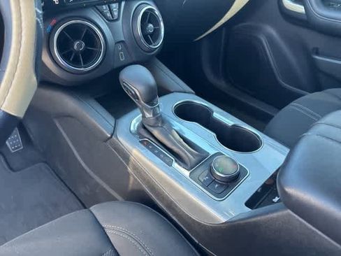 Used 2021 Chevrolet Blazer LT image 16