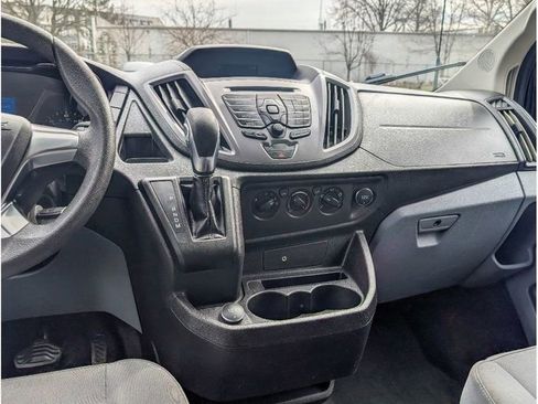 Used 2019 Ford Transit 350 XLT image 19