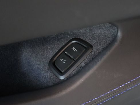 New 2026 Chevrolet Corvette E-Ray AWD/4WD image 28
