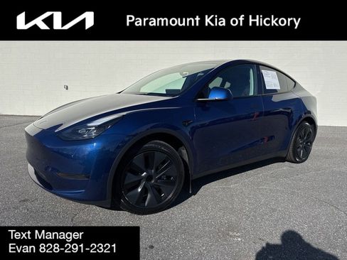 Used 2024 Tesla Model Y Long Range image 1