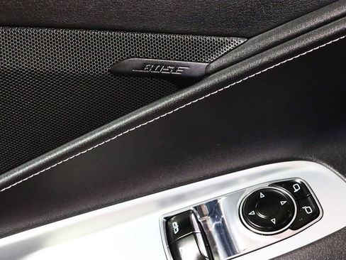 Used 2023 Chevrolet Corvette Stingray Coupe w/ Z51 Performance Package RWD image 18