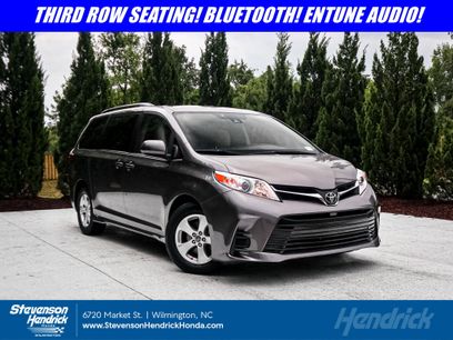 Used 2018 Toyota Sienna LE