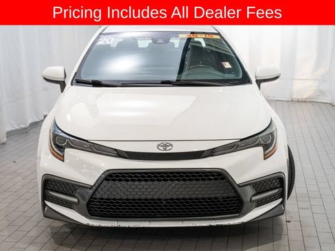 Used 2020 Toyota Corolla SE FWD image 2