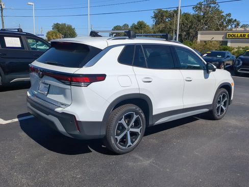 New 2025 Volkswagen Tiguan SE image 7