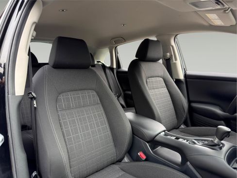 Used 2023 Honda HR-V LX image 22