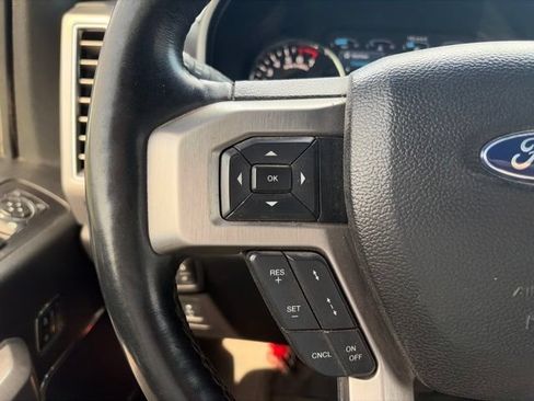 Used 2018 Ford F150 Platinum w/ Equipment Group 701A Luxury AWD/4WD image 14