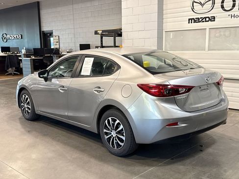 Used 2015 MAZDA MAZDA3 i Sport FWD image 20