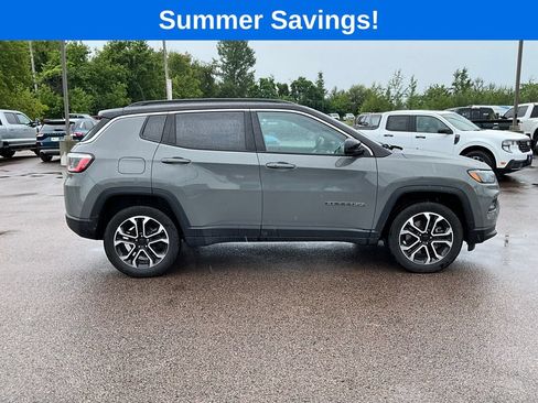 Used 2024 Jeep Compass Limited AWD/4WD image 8