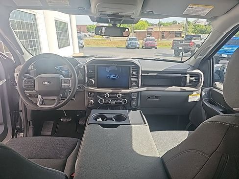 New 2026 Ford F150 XLT w/ Equipment Group 302A MID image 12