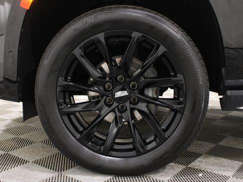 Certified 2023 Cadillac Escalade Sport Platinum w/ LPO, ONYX Package AWD/4WD image 40