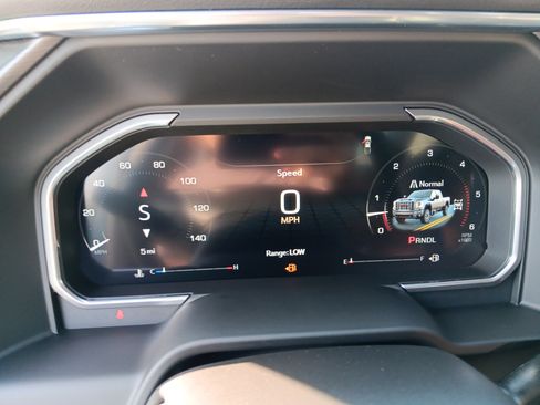 New 2026 GMC Sierra 2500 Denali Ultimate w/ LPO, Black Badging Package AWD/4WD image 9