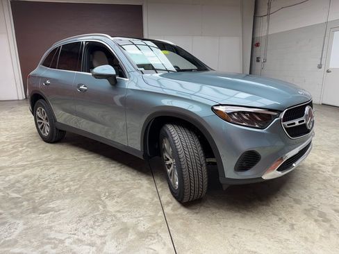 New 2026 Mercedes-Benz GLC 300 GLC 300 image 7